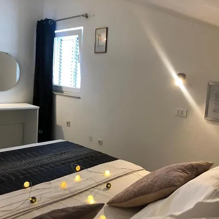 Erceg * Makarska