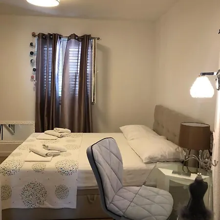 Erceg Apartment Makarska